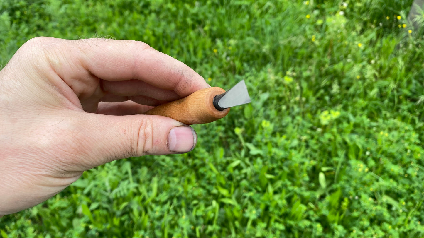 Kolrosing Knife